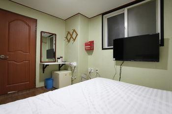 Gong Gam House Jongro Hotel 2*